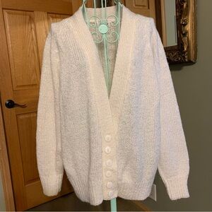 Vintage 80s Liz Thomas White Cardigan Sweater Medium Soft Acrylic Long Sleeves